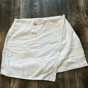 Abercrombie White Linen Skort
